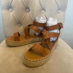 Qupid crisscross sandals